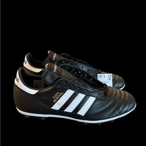 Size 9.5 - adidas Copa Mundial Black brand new no box